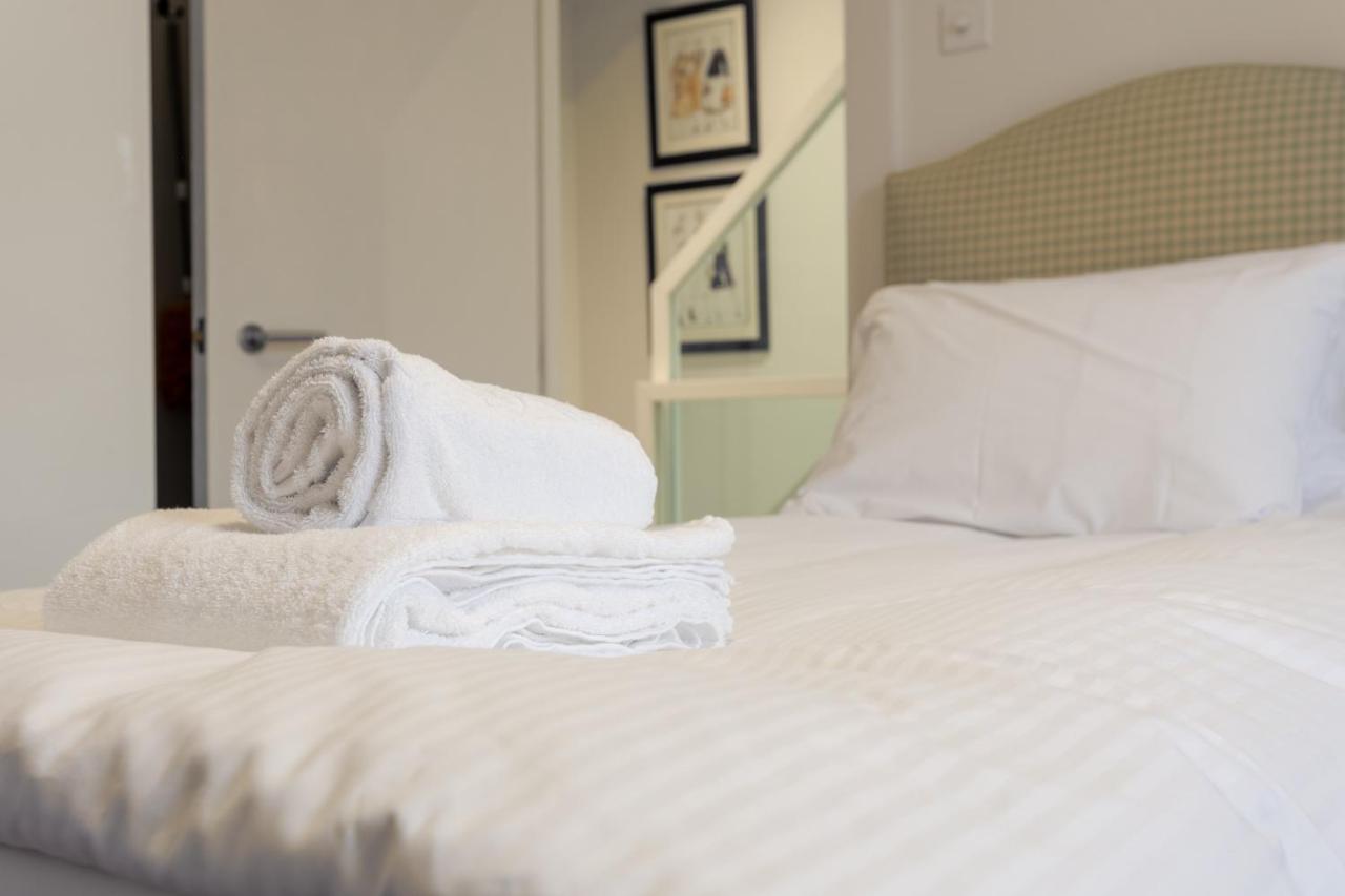 2 Bedroom Apartment Hammersmith Grove Sleeps 4 London Exterior photo
