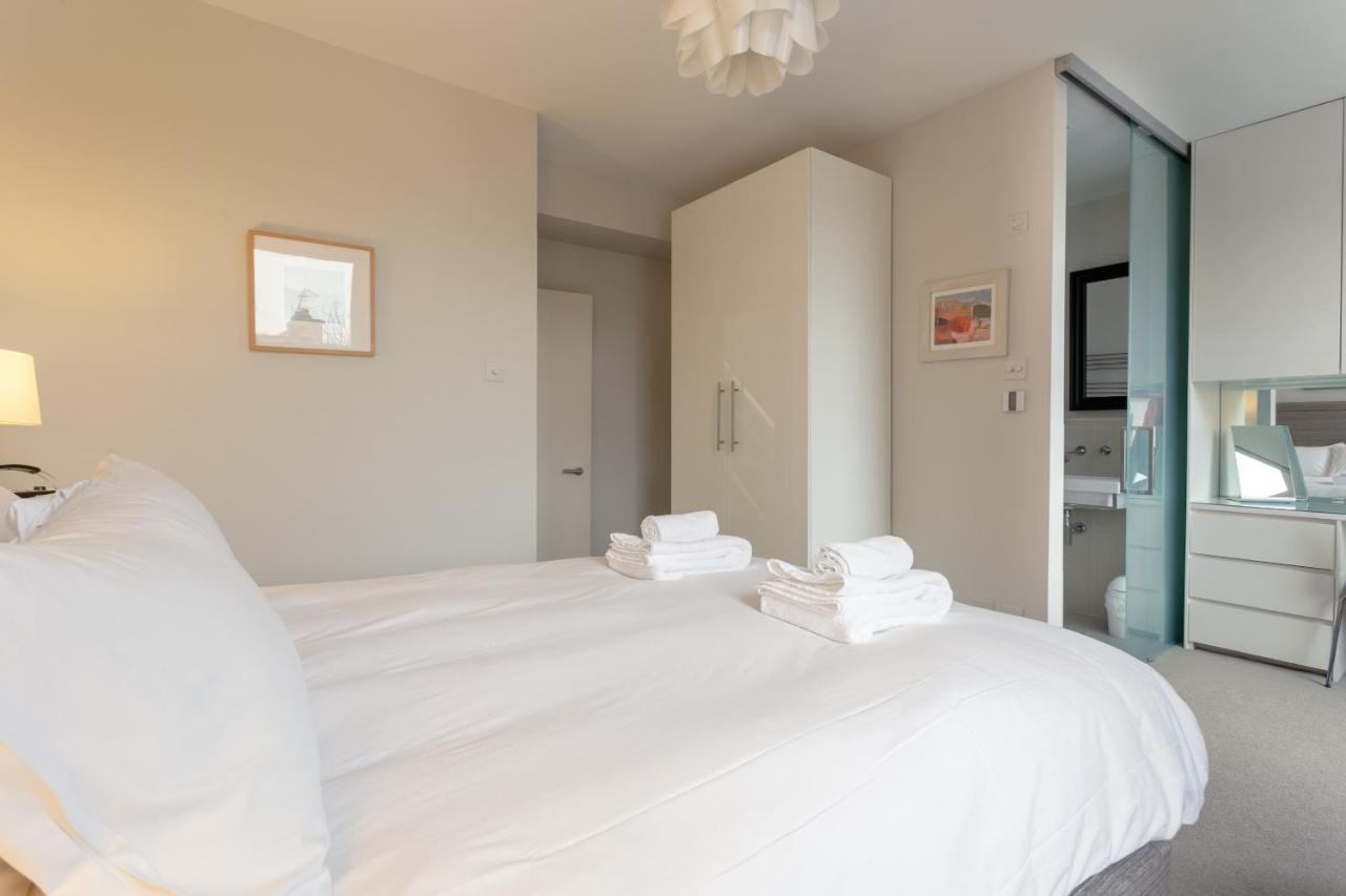 2 Bedroom Apartment Hammersmith Grove Sleeps 4 London Exterior photo